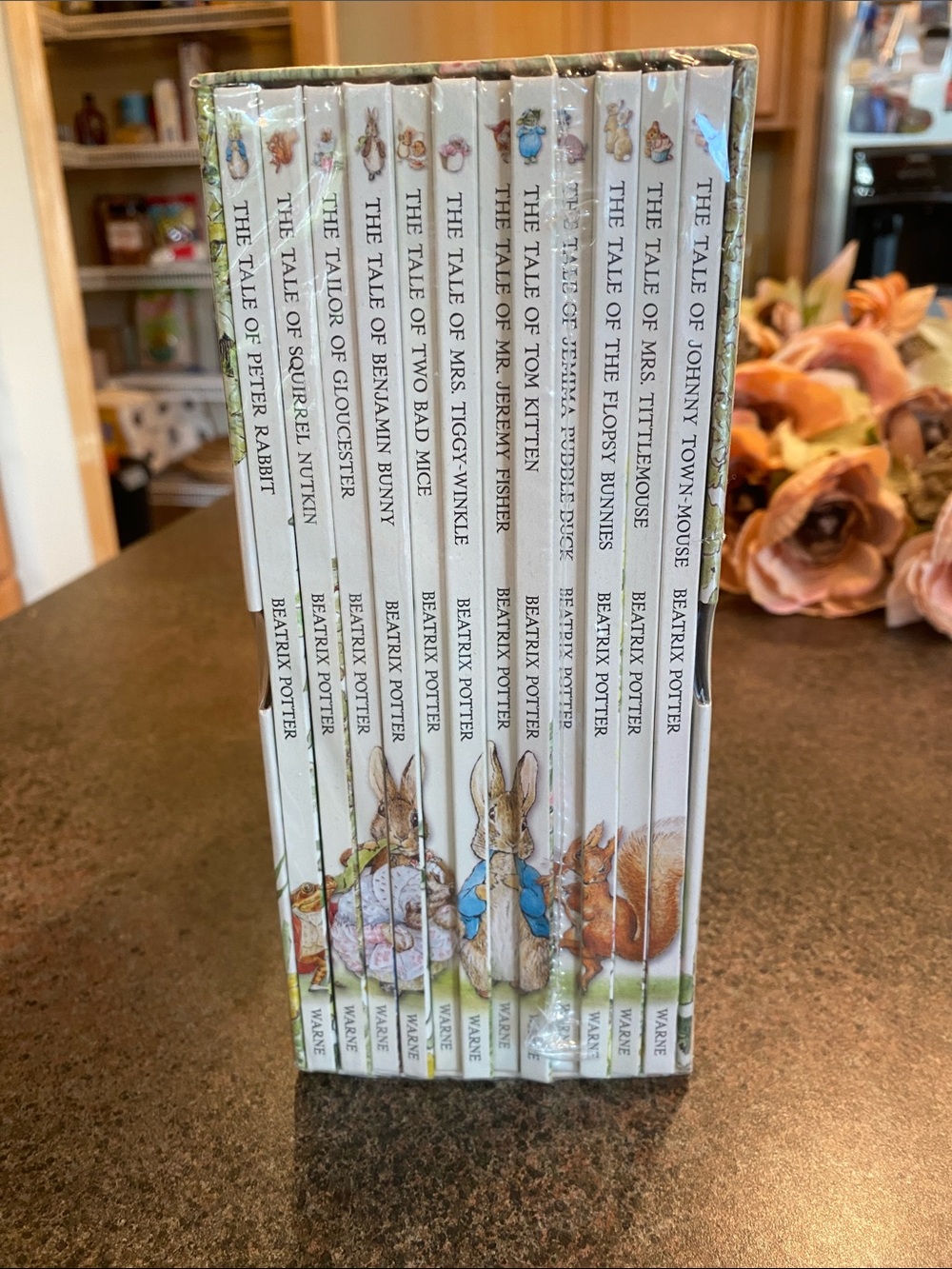 The Peter Rabbit Library Box Set - Picture 2 of 6